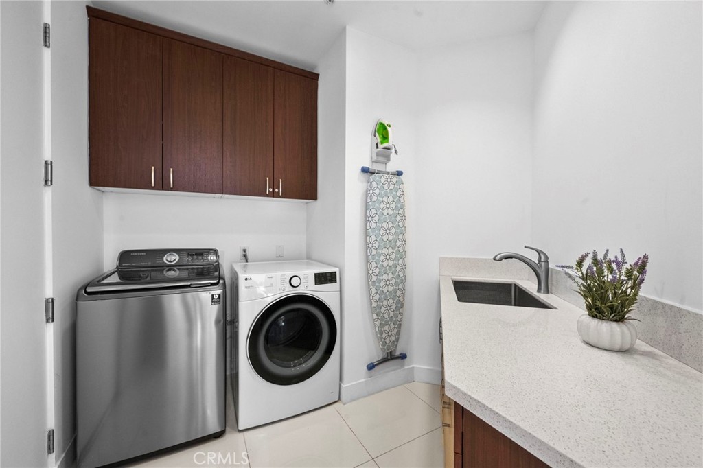 Little Tuscany (33140) - Residential