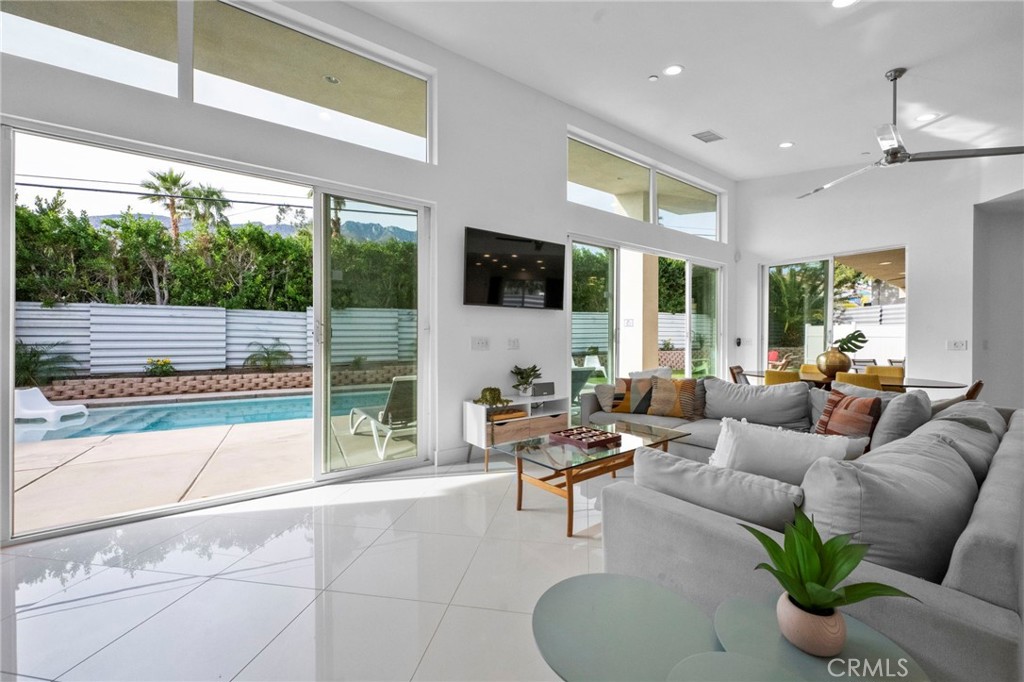 Little Tuscany (33140) - Residential