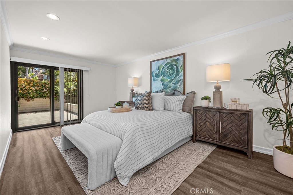 2357 Palos Verdes Drive W 3