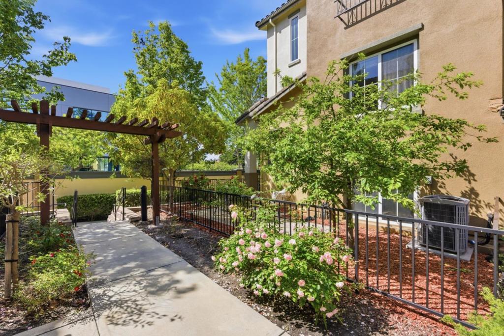 500 San Jorge Terrace