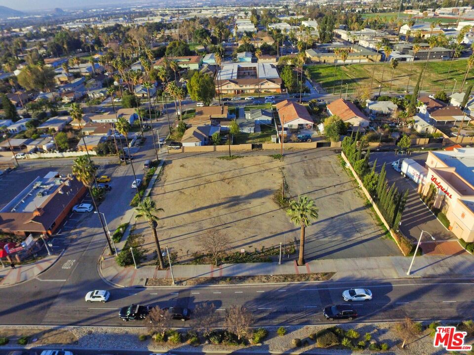 1795 University Avenue