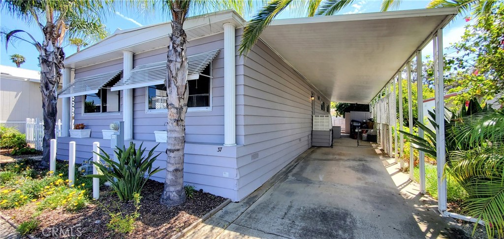 1120 E Mission Road 37