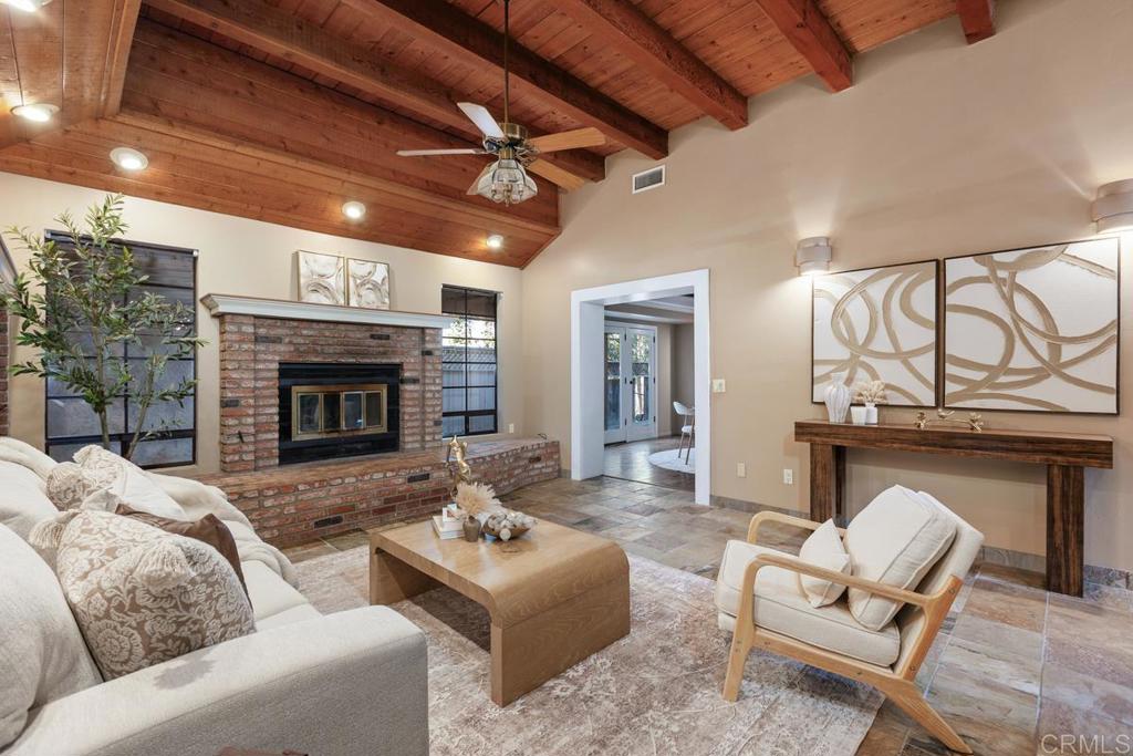 10287 Canyon Drive