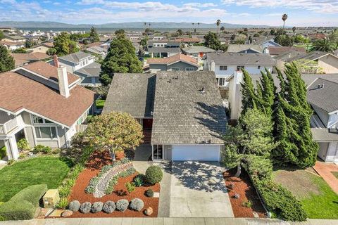 Tiny photo for 940 Marlin Avenue, Foster City, CA 94404 (MLS # ML82037523)
