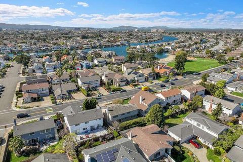 Tiny photo for 940 Marlin Avenue, Foster City, CA 94404 (MLS # ML82037523)
