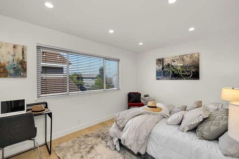 Tiny photo for 940 Marlin Avenue, Foster City, CA 94404 (MLS # ML82037523)