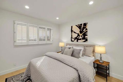 Tiny photo for 940 Marlin Avenue, Foster City, CA 94404 (MLS # ML82037523)