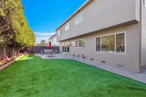 Tiny photo for 940 Marlin Avenue, Foster City, CA 94404 (MLS # ML82037523)