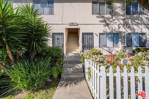 Photo of 11825 Iowa #6, Los Angeles, CA 90025 (MLS # 26635569)