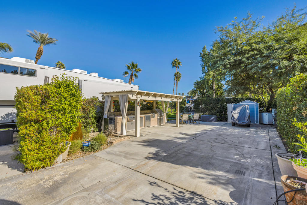 Outdoor Resorts Palm Springs - Land