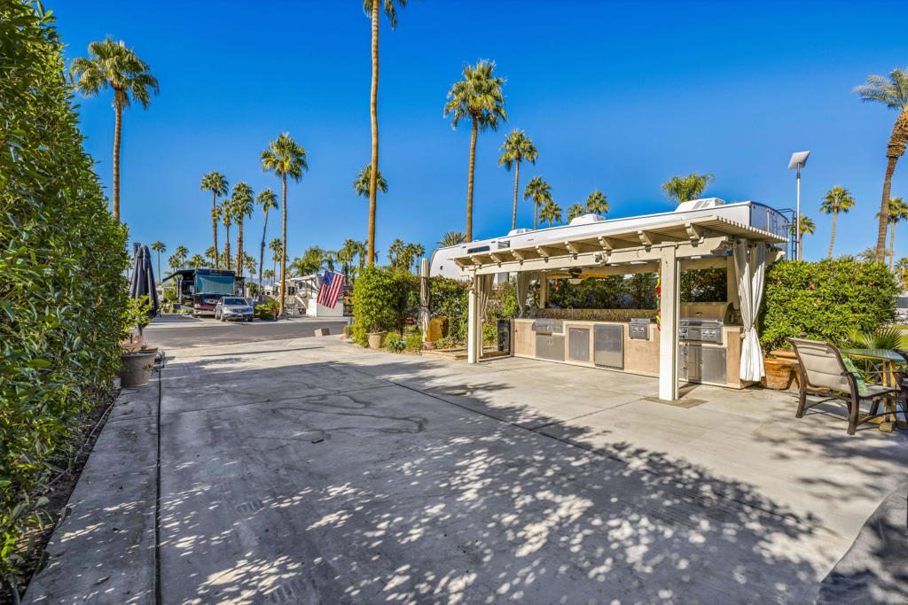 Outdoor Resorts Palm Springs - Land