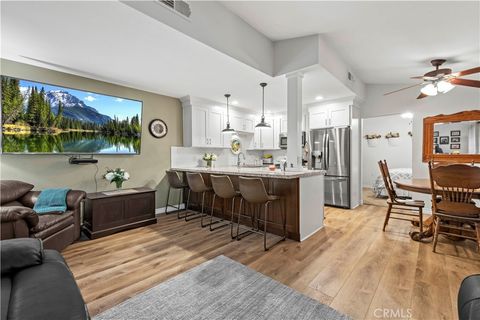 Photo of 19160 Avenue Of The Oaks #B, Newhall, CA 91321 (MLS # SR26022157)