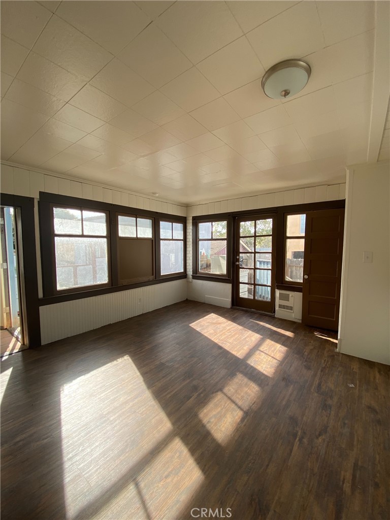 Downtown Ventura - Residential Income