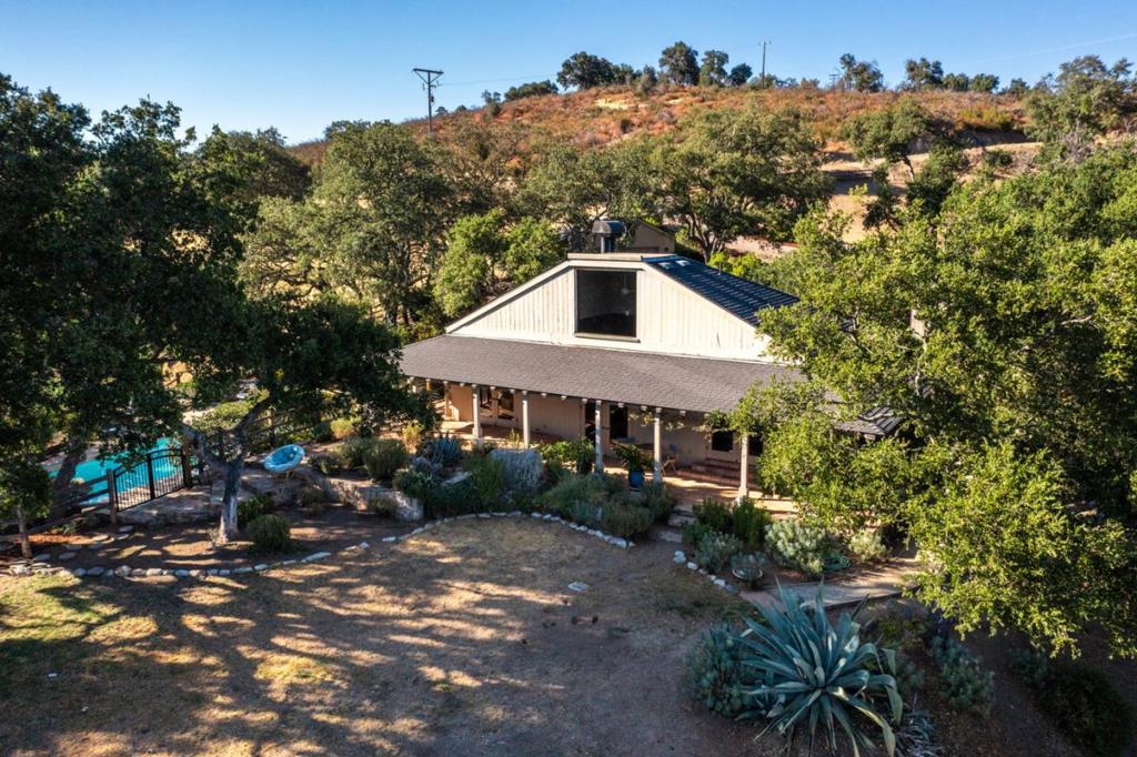 31 Asoleado Place