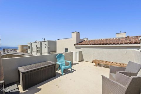 Tiny photo for 2125 Piru Avenue, Oxnard, CA 93035 (MLS # V1-34804)