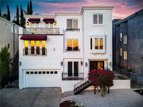 5250 Calatrana Drive Woodland Hills CA 91364