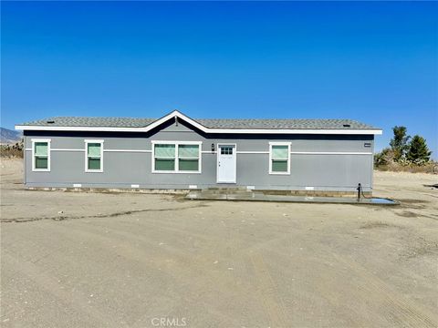 11656 Gitano Road Phelan CA 92372