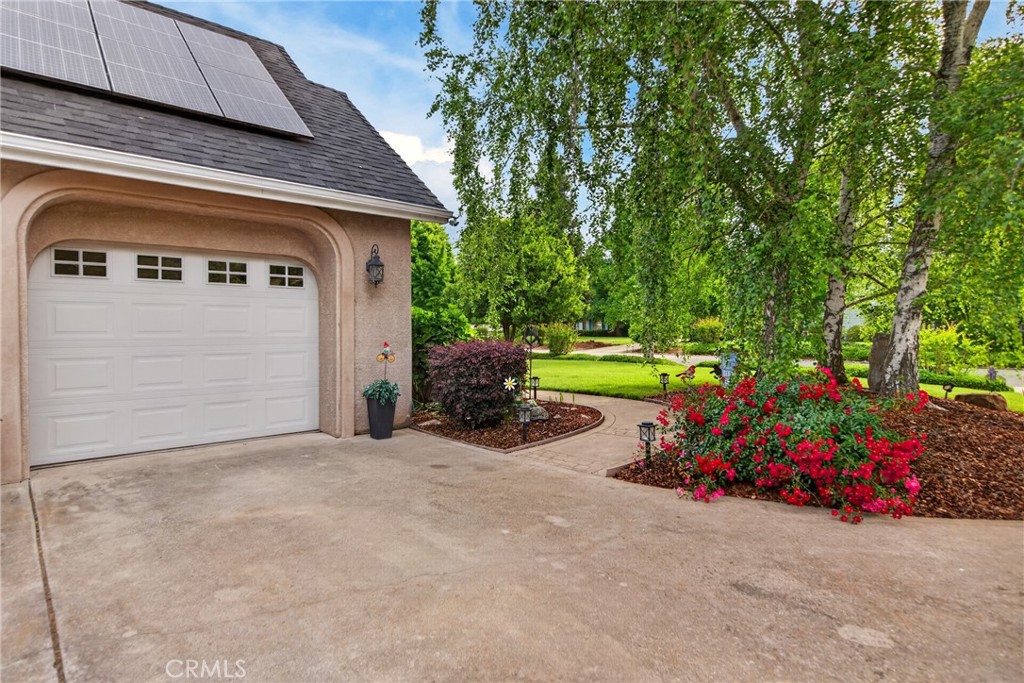 13831 Comice Ct
