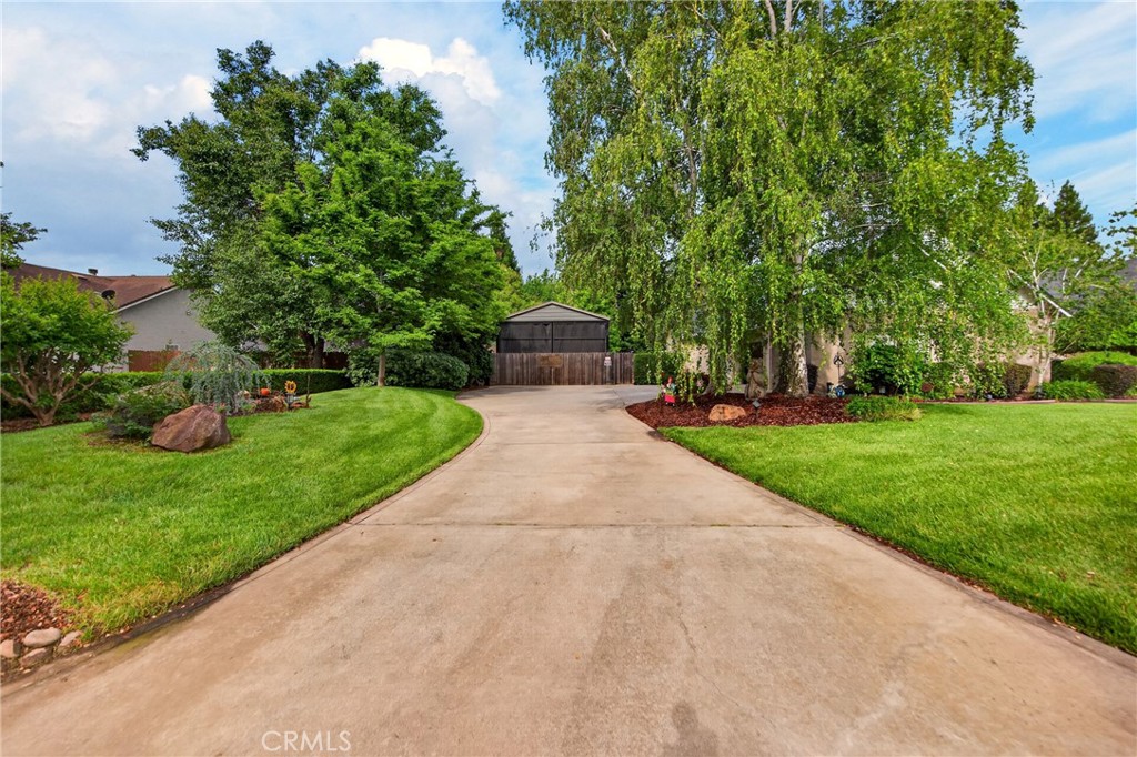 13831 Comice Ct