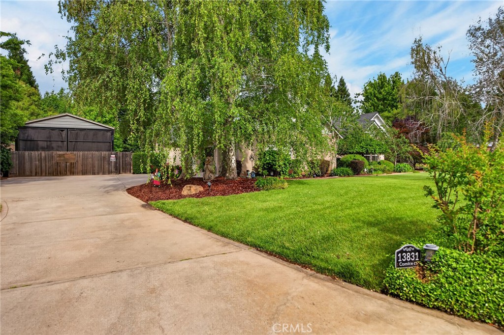 13831 Comice Ct
