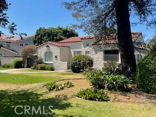 Photo of 555 Michigan Boulevard, Pasadena, CA 91107 (MLS # WS26186876)