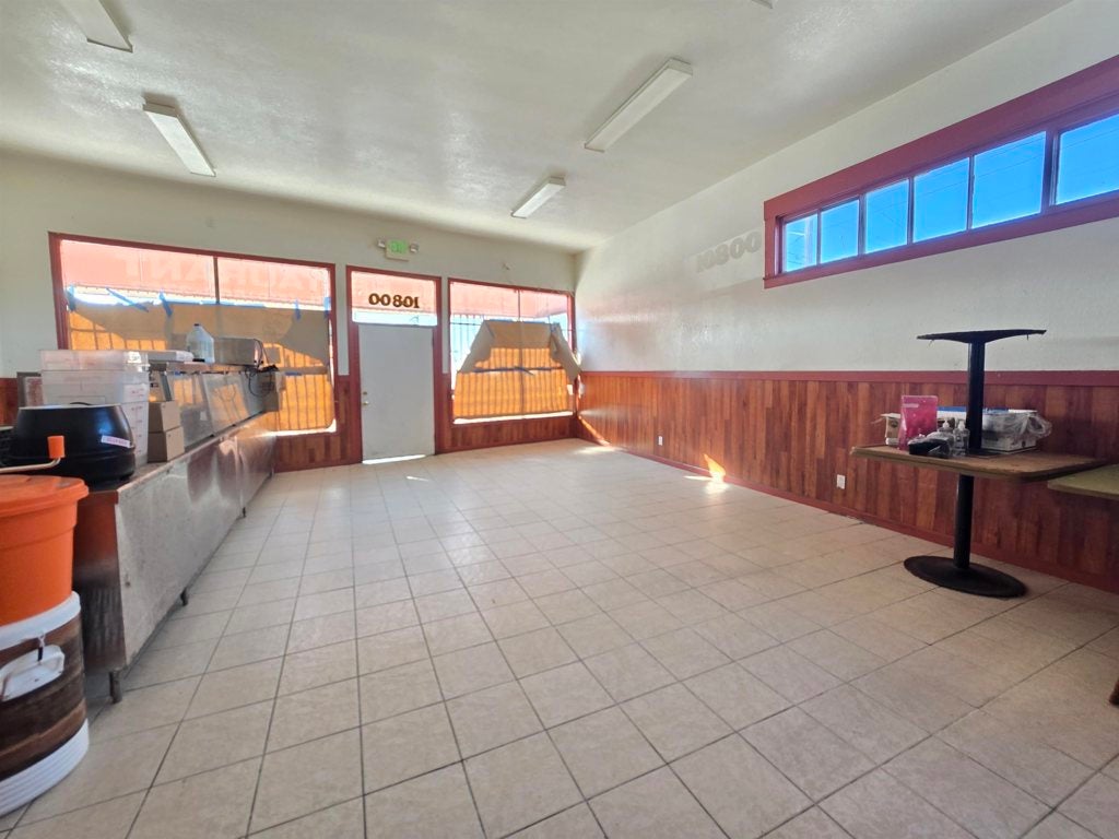 10800 Bancroft