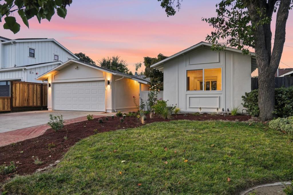 4825 Grimsby Drive