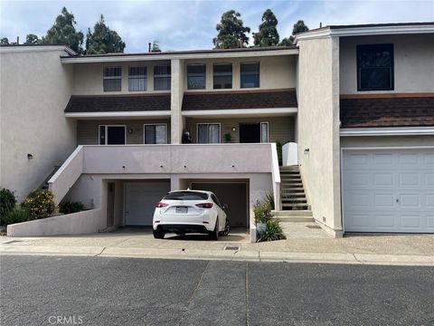 Photo of 404 Brighton Springs Spgs, Costa Mesa, CA 92627 (MLS # PW25120091)