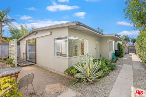 Photo of 1819 Euclid Street, Santa Monica, CA 90404 (MLS # 25599657)