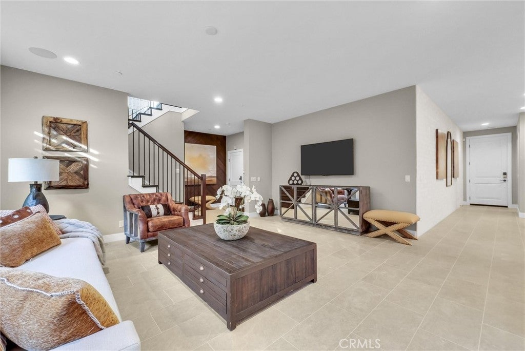 1164 Portola Oaks Dr, Lake Forest CA 92610 - Photo 19