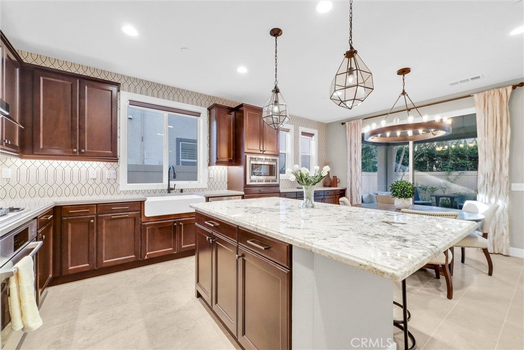 1164 Portola Oaks Dr, Lake Forest CA 92610 - Photo 12