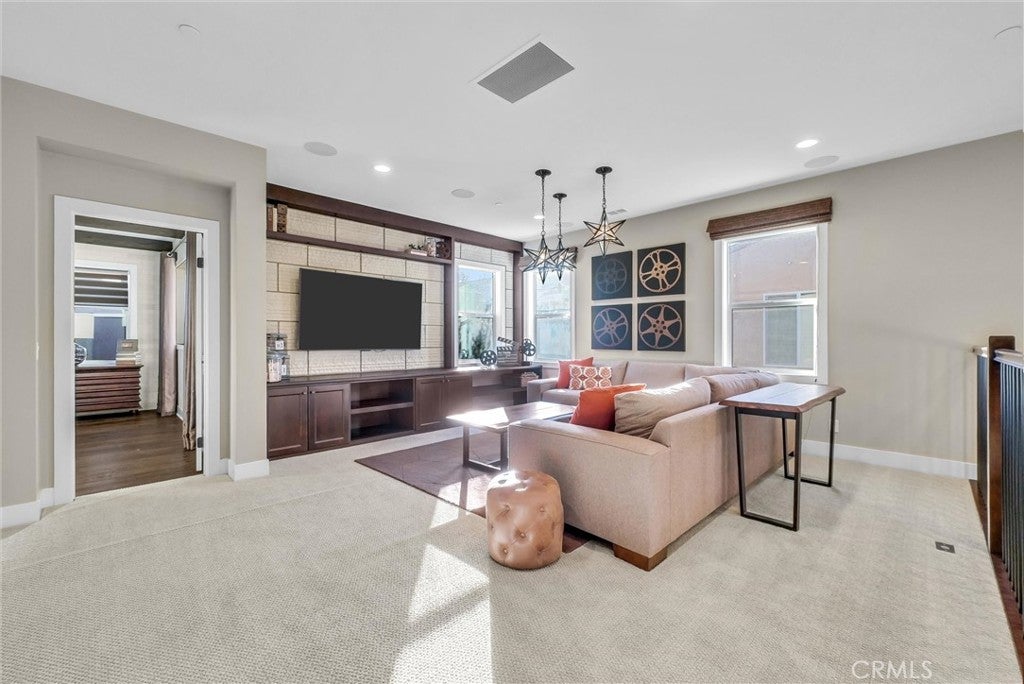 1164 Portola Oaks Dr, Lake Forest CA 92610 - Photo 32