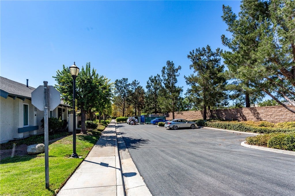 22862 Caminito Manresa 16, Laguna Hills CA 92653 - Photo 8