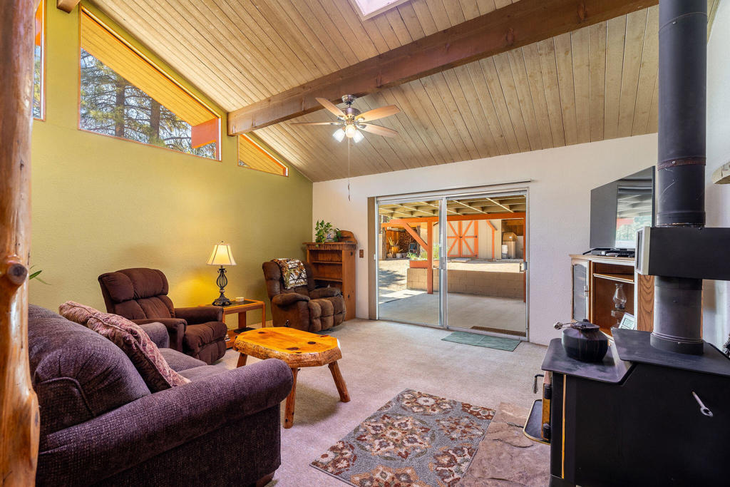 Thomas Mountain - Residential