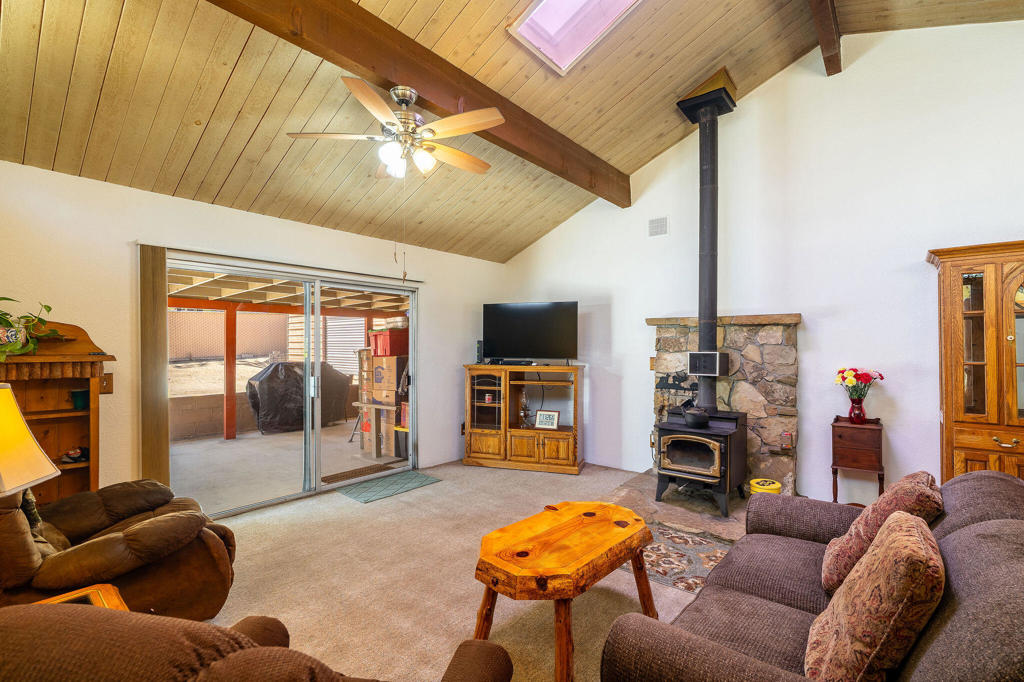 Thomas Mountain - Residential