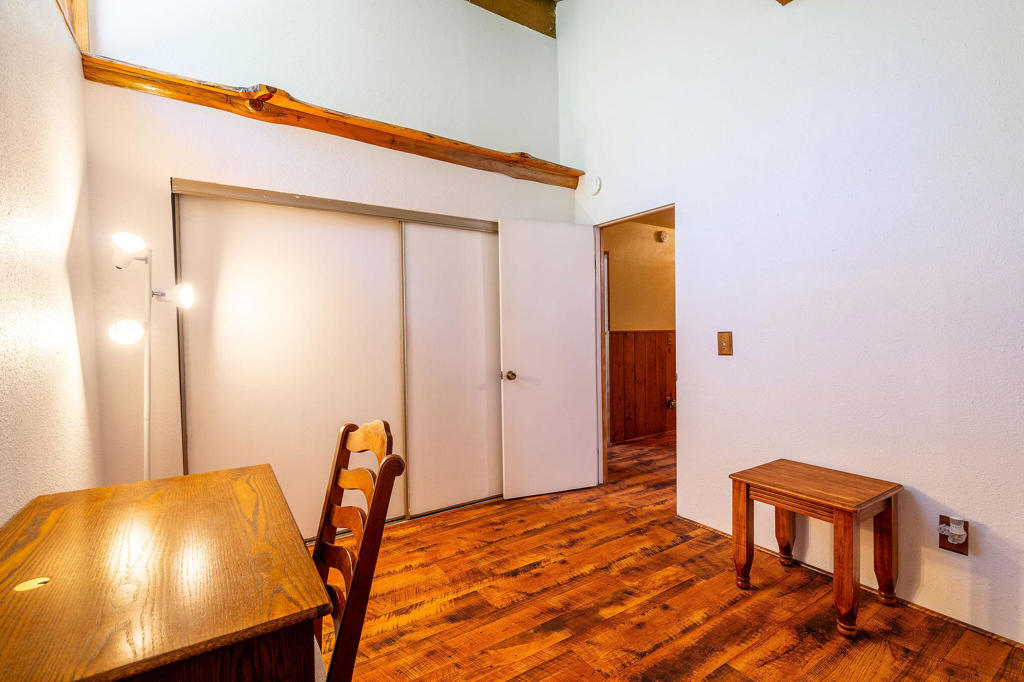 Thomas Mountain - Residential