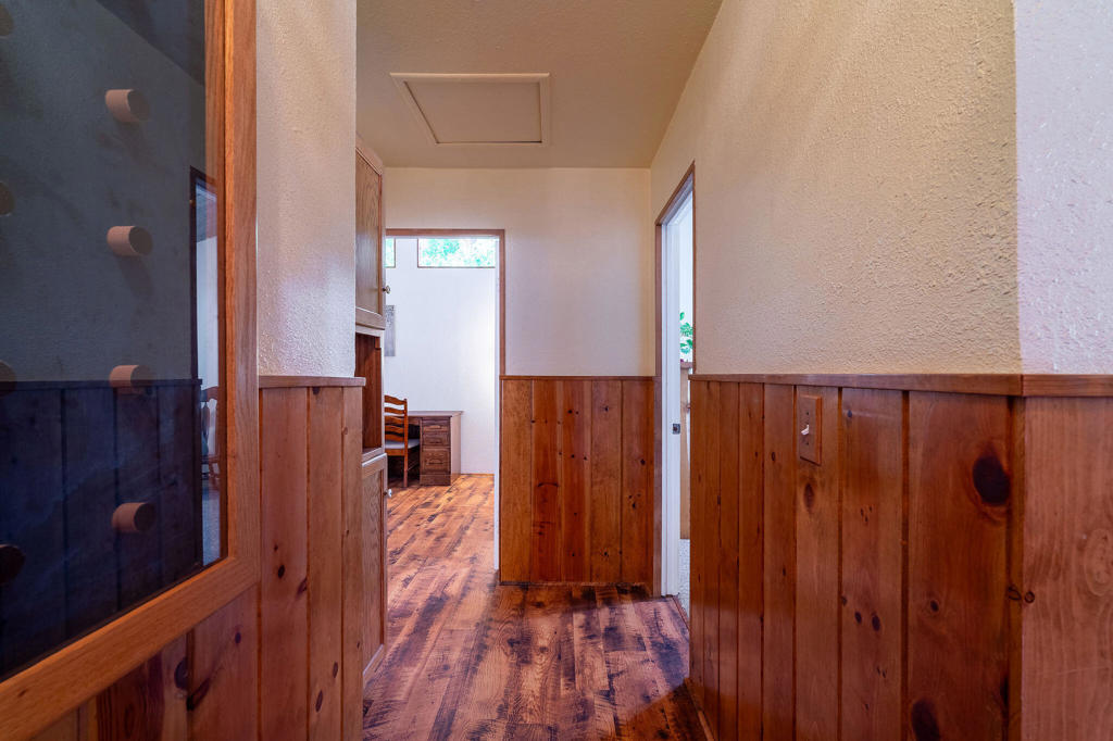 Thomas Mountain - Residential