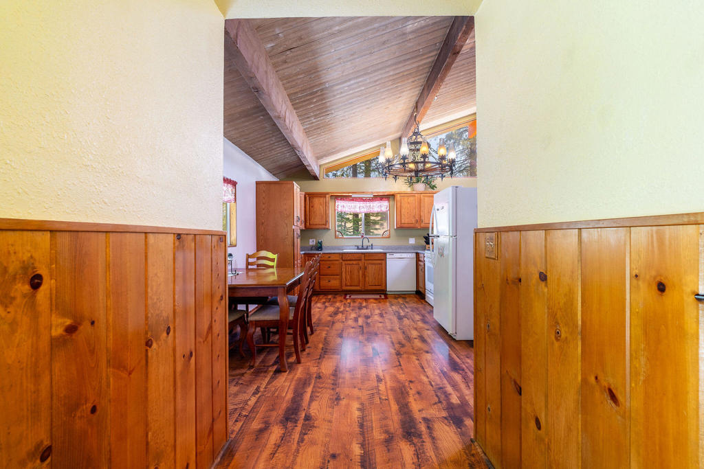 Thomas Mountain - Residential