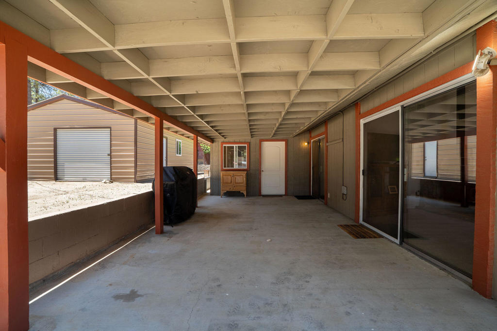 Thomas Mountain - Residential