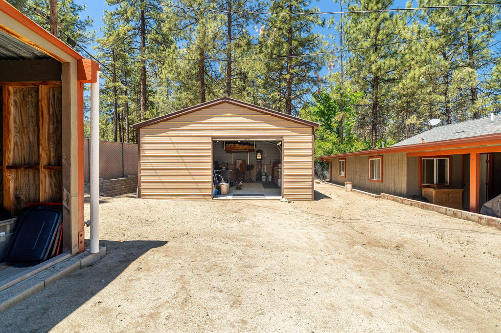 Thomas Mountain - Residential