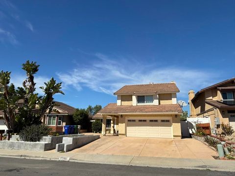 Photo of 7246 Rock Canyon Drive Dr, San Diego, CA 92126 (MLS # 260005453SD)