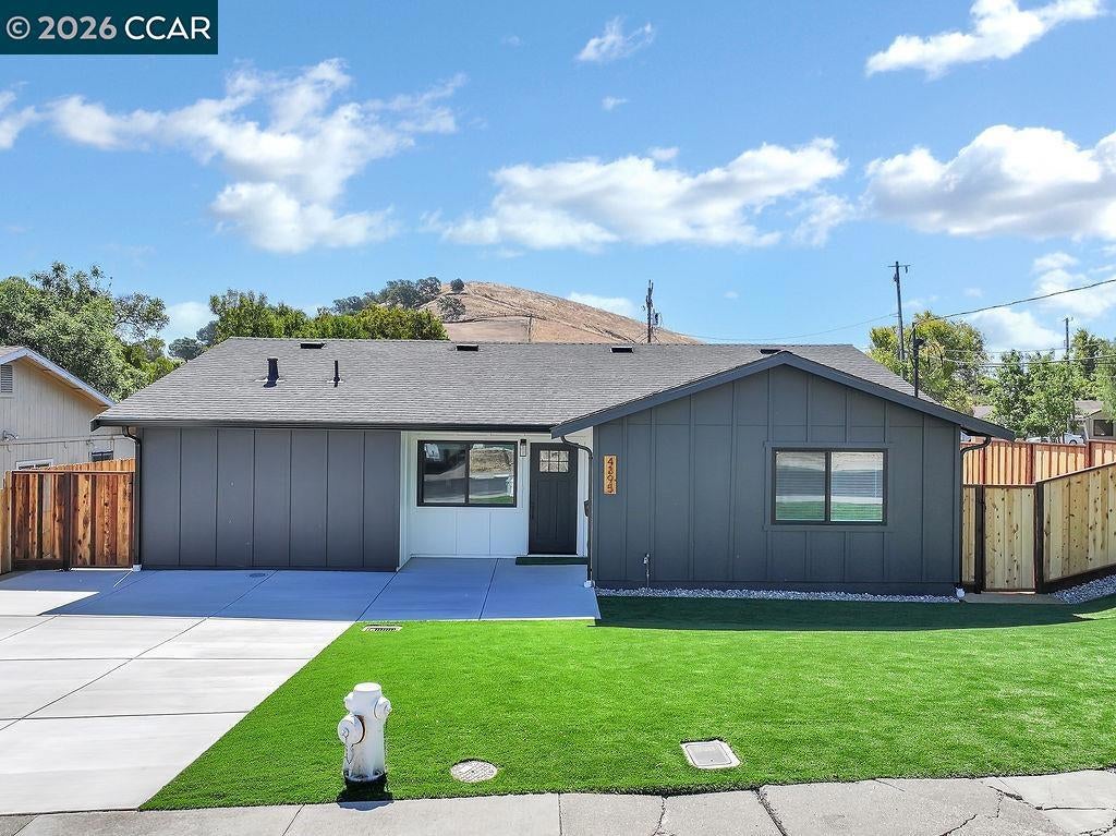 4395 Cabrilho Dr DR, Martinez CA 94553