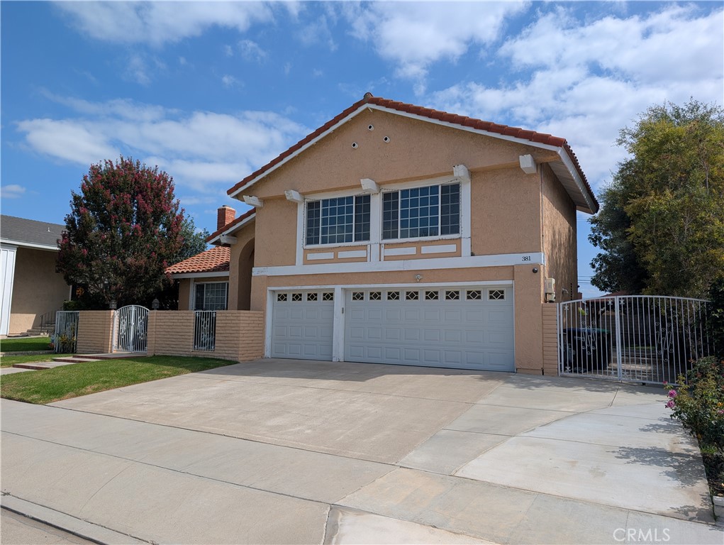 381 S Carole