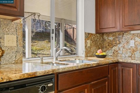 Tiny photo for 154 154 Panorama Dr Dr, Benicia, CA 94510 (MLS # 41126307)