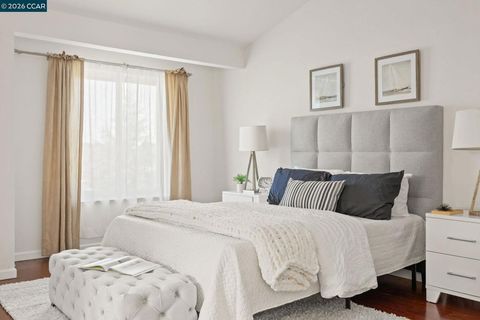 Tiny photo for 154 154 Panorama Dr Dr, Benicia, CA 94510 (MLS # 41126307)