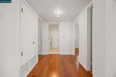 Tiny photo for 154 154 Panorama Dr Dr, Benicia, CA 94510 (MLS # 41126307)