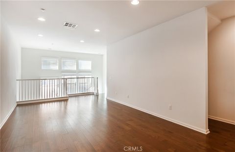 Tiny photo for 5441 Ocean #102, Hawthorne, CA 90250 (MLS # SB25199398)