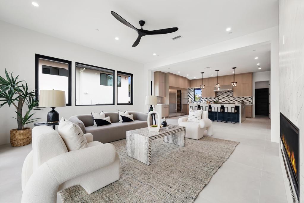 3794 Highland Drive