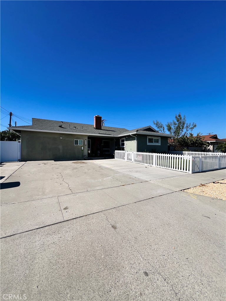 SOL VISTA - Residential Lease