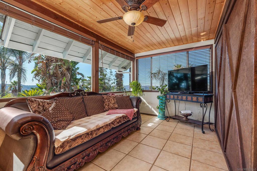 Valley Center - Residential